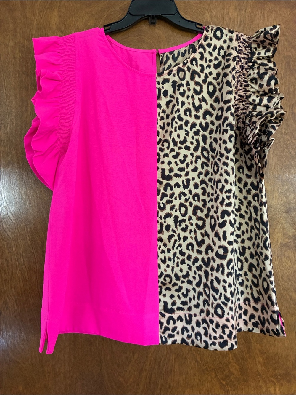 Source Unknown Hot Pink & Leopard Print Ruffle Sleeve Tunic